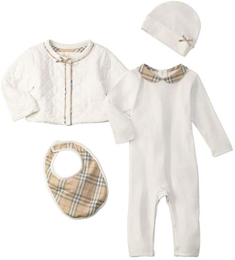 burberry newborn baby gift set.